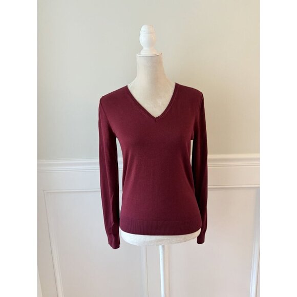 Banana Republic Forever Sweater XS V-Neck Maroon - Picture 2 of 6